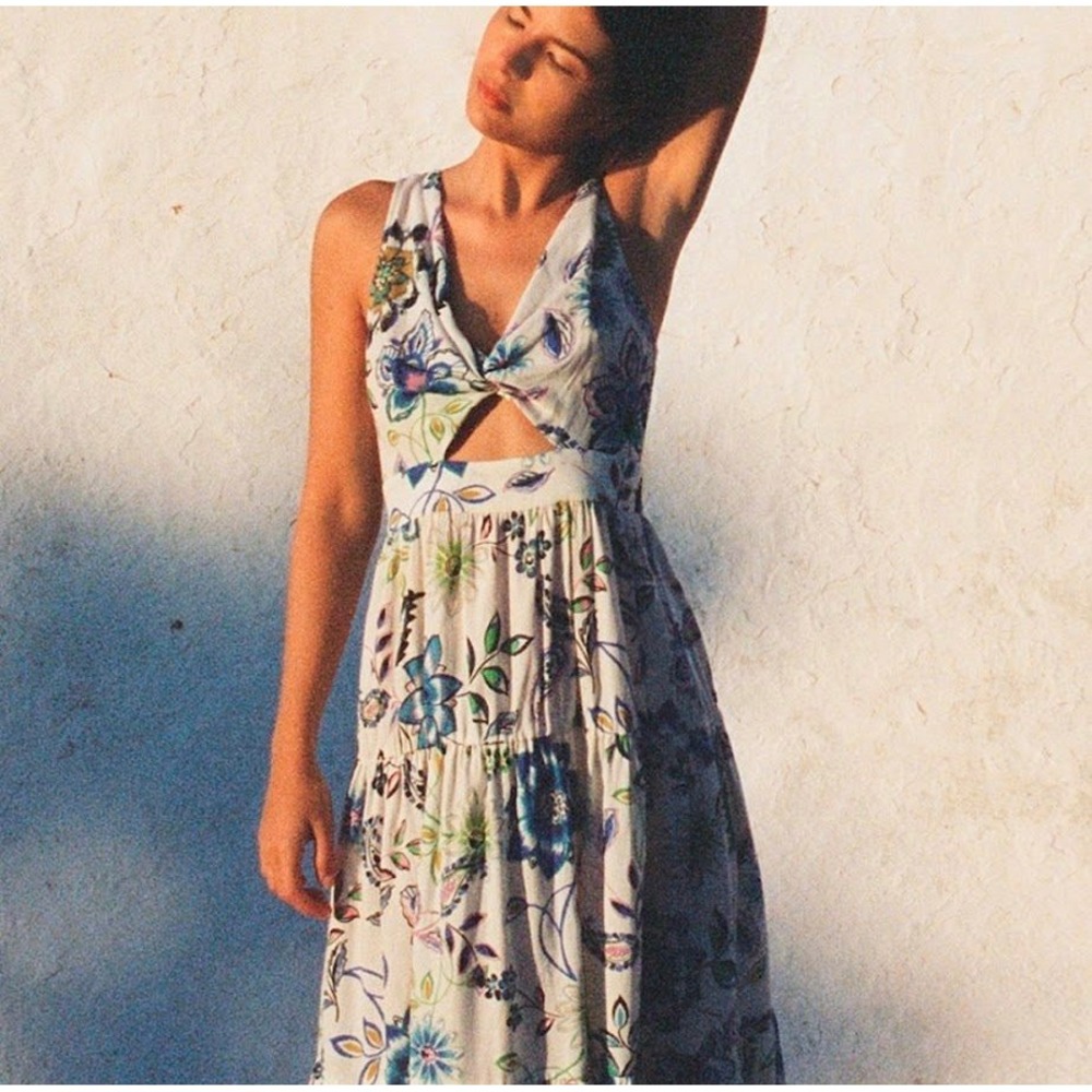 Zara Floral Twist Front Cutout Tiered Midi Dress Sleeveless White Blue Botanical